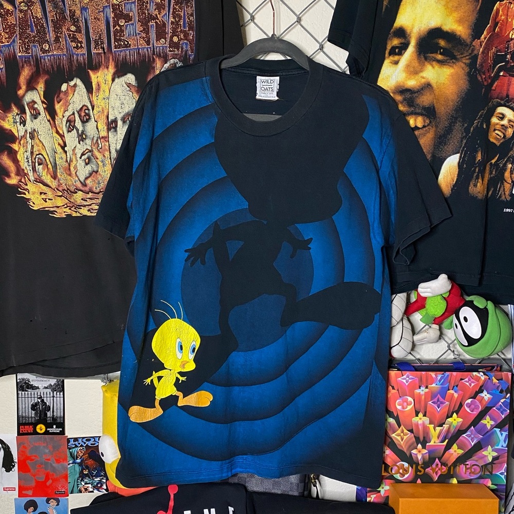 Vintage 90s looney tunes